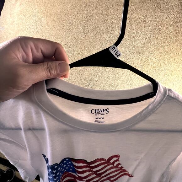 NWOT Chaps Mens Short Sleeve T-Shirt with American Flag print on Chest Size: M - Picture 7 of 7